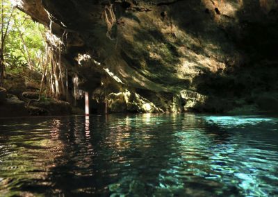 Buceo en cenote Dos Ojos
