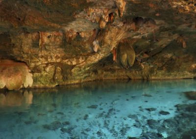 Buceo en cenote Dos Ojos